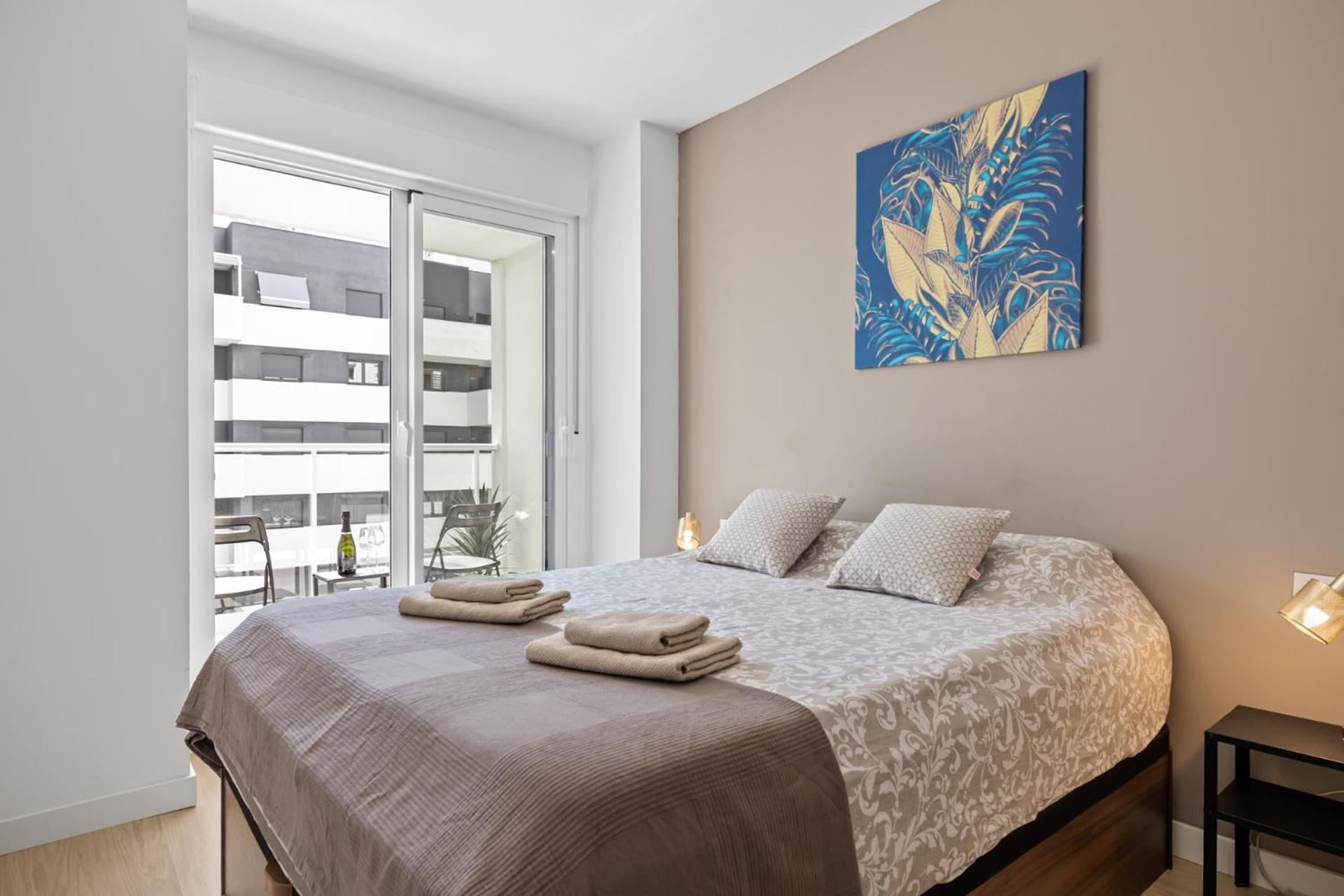 Luxury New Apartment City Center Estepona - Private Parking Exterior foto